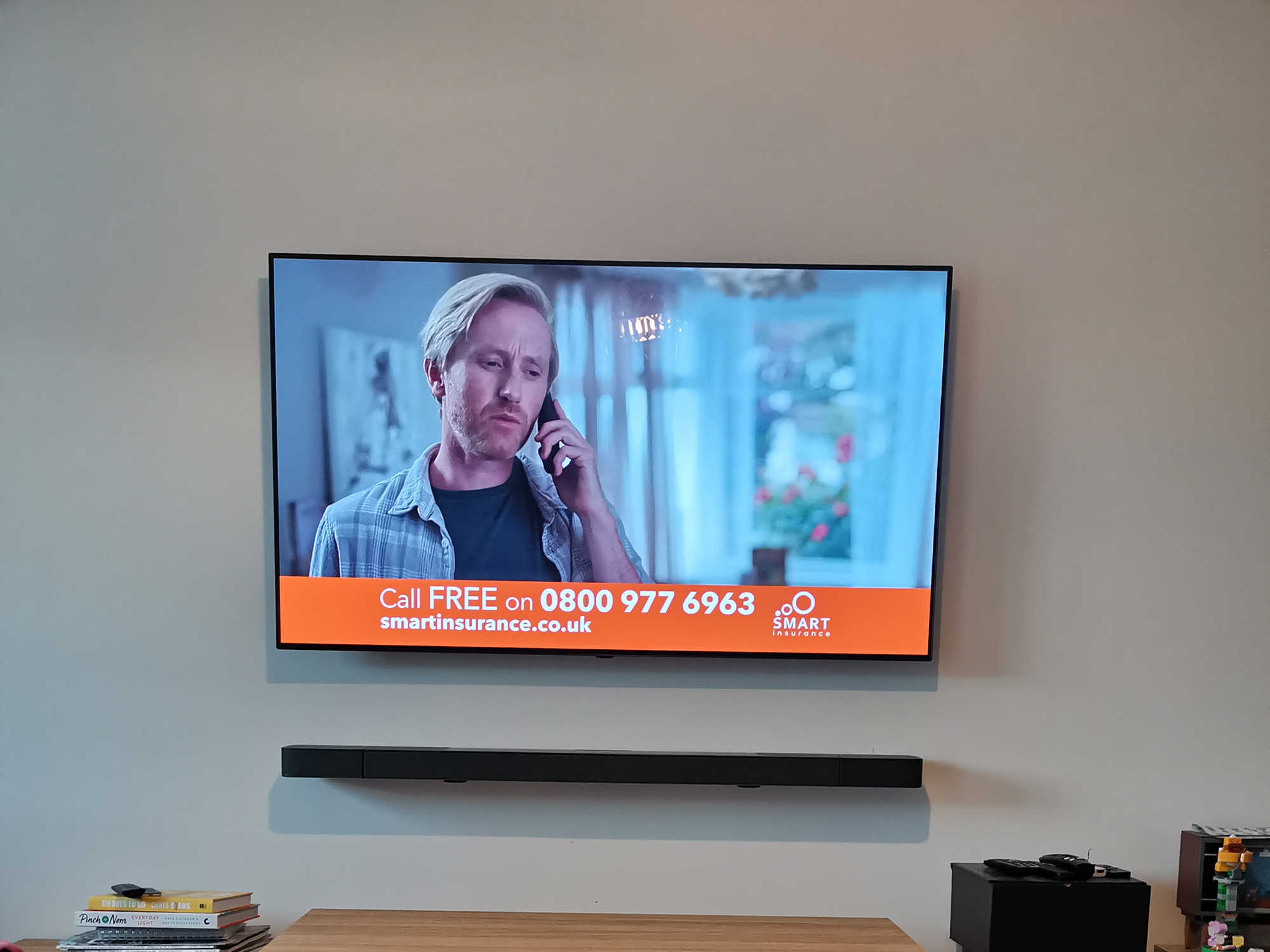 Peak View Aerials & CCTV Wall mounted TV, aerial & satellite